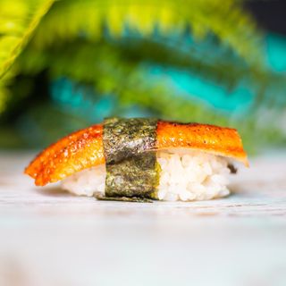 Nigiri de Anguila 2 Pzas