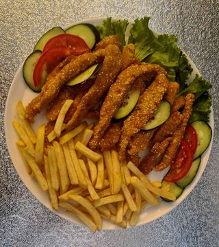 Hrskava piletina sa pomfritom 400g