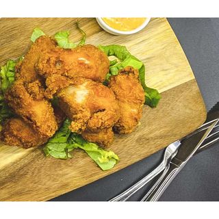 Aripioare picante crispy