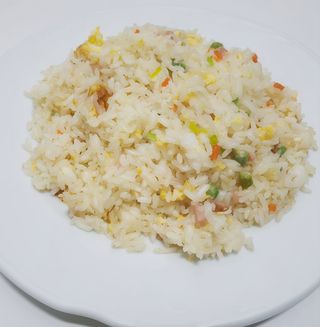 21 Arroz Frito Con Tres Delicias