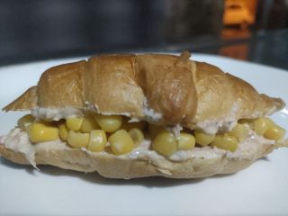 Croissant Atún Y Millo