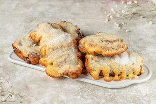 ფუნთუშა ნუში კრემით