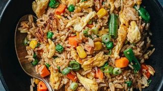 Mixed fried rice with prowns