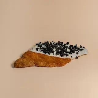 Flat Croissant Oreo