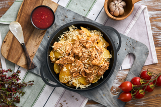 Cartofi Dacici cu carne de pui