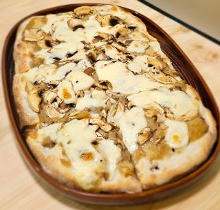 Pizza Funghi