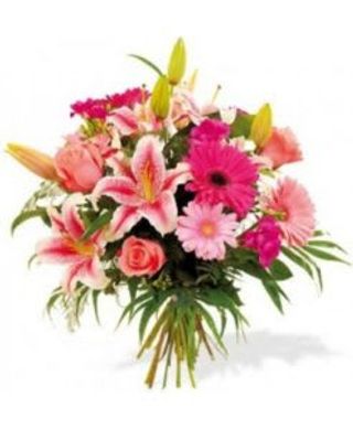 Ramo De Flores En Tonos Rosas