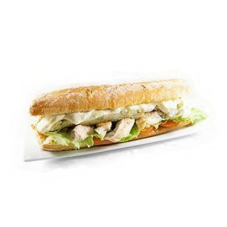 Bocadillo Entero De Pollo Desmenuzado