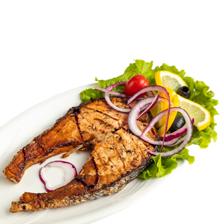 Стейк из семги с овощами