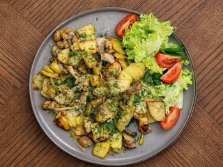 Картопля смажена з печерицями (220 g)