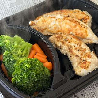 Пилешко филе на скара