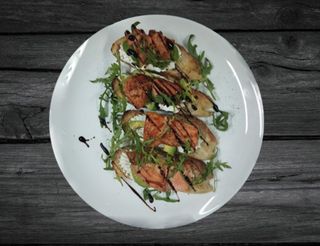 Брускети зі смаженим лососем