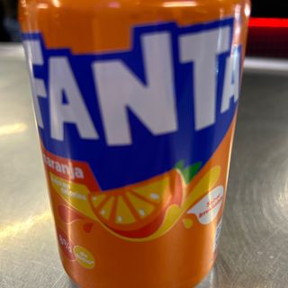 Fanta Naranja lata 330ml.