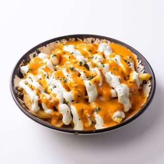 Patatas Bravas con Alioli
