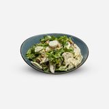 Салат с курицей и грибами в ореховом соусе 