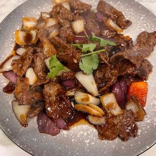 Ternera con salsa de ostra