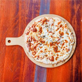 Pizza Prosciutto Funghi