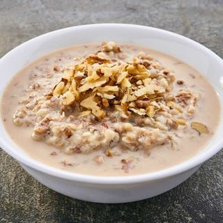 Каша гречневая с орехами