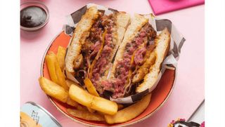 Double cheese & bacon burger