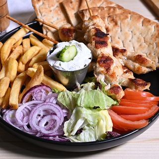 Meniu souflaki pui farfurie (bautura inclusa)