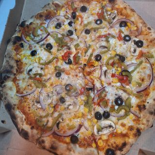 Pizza Vegetariana (Mediana)