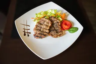 Ceafa de porc la gratar