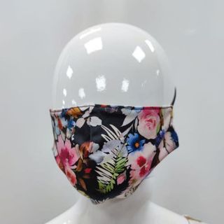 Mascarilla Con Funda De Tela Estampado Flores Negro