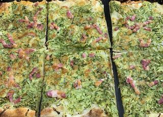 Zucchina pancetta e scamorza affumicata mezza teglia 6 pezzi