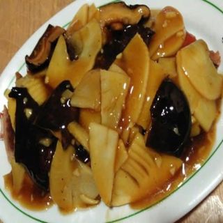 Pato Con Bambú Y Setas China