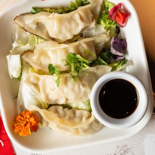 Empanadillas Chinas Hervidas De Cerdo