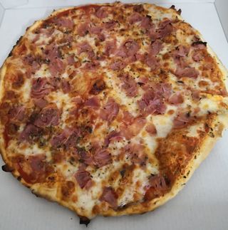 Pizza Jamón De York