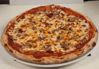 Пица Салами  Малка Класическа