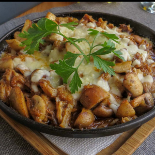 Телешко шкембе с гъби и кашкавал (470гр.)