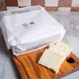 Taleggio D.O.P 200 g