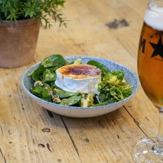 Amanida de fotmage de cabra