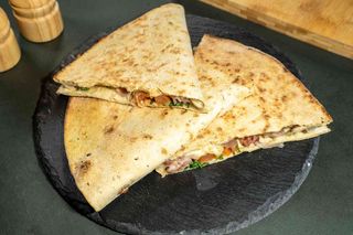 Piadina Crudo e Verdure