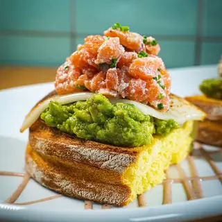 Tosta de salmón