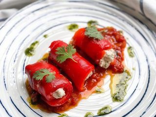 Печений перчик з вершковим сиром і матбухою (200g)