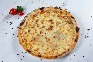 Pizza Quatro formaggi 