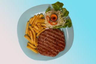 Pljeskavica na kajmaku 300g