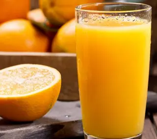 Sumo laranja natural