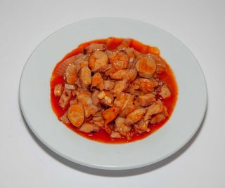 Media ración de Pulpo con Cebolla  (150 G.)