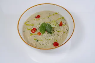 Курица в сливочном соусе с рисом (500гр)