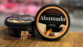 Krem z sera owczego  wędzony