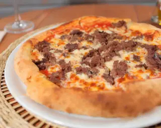 Pizza Boloñesa (M)