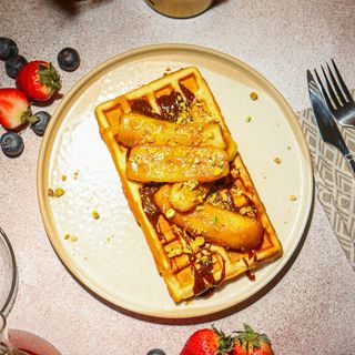 Бельгійська вафля з бананом 