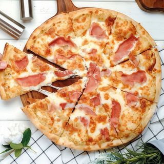 Pizza bacon