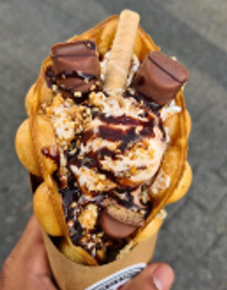 Bubble Waffle or Gauffre Kinder Mix