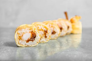 Tamagomaki krewetka w tempurze 8 szt.