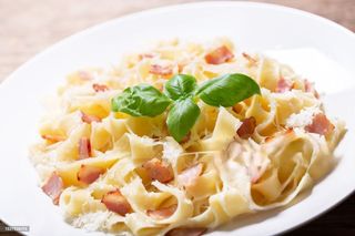Insalata con salmone affumicato